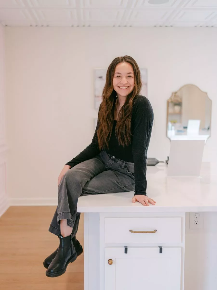 Cameron Cruz, Stylist
